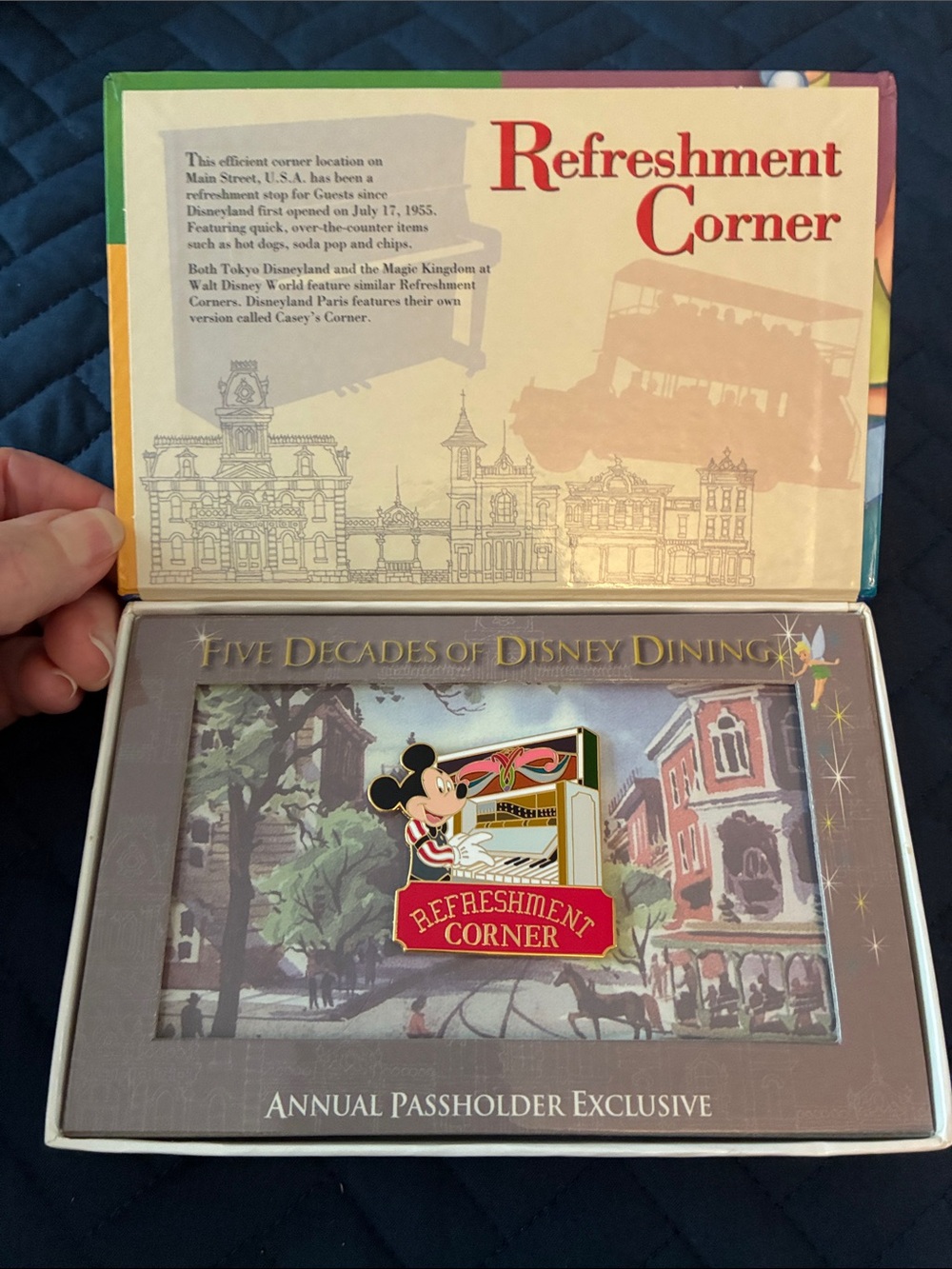Disney Refreshment Corner Enamel Pin - Annual Passholder Exclusive